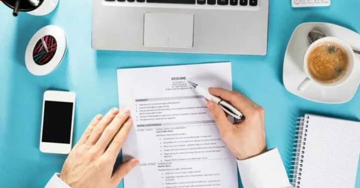 how to list a minor on a resume