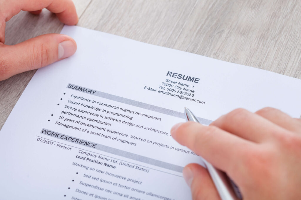 Why Should You Include Dean's List On The Resume